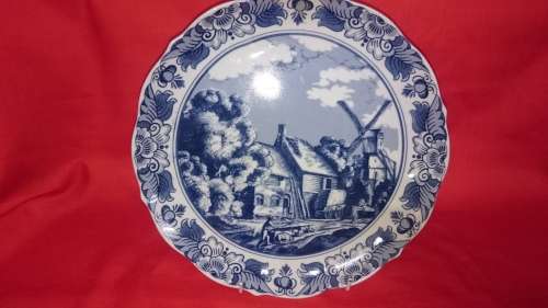 Fabulous Delft Plate "The Shepherd" Special Limited Collectors Edition. Serial 2728